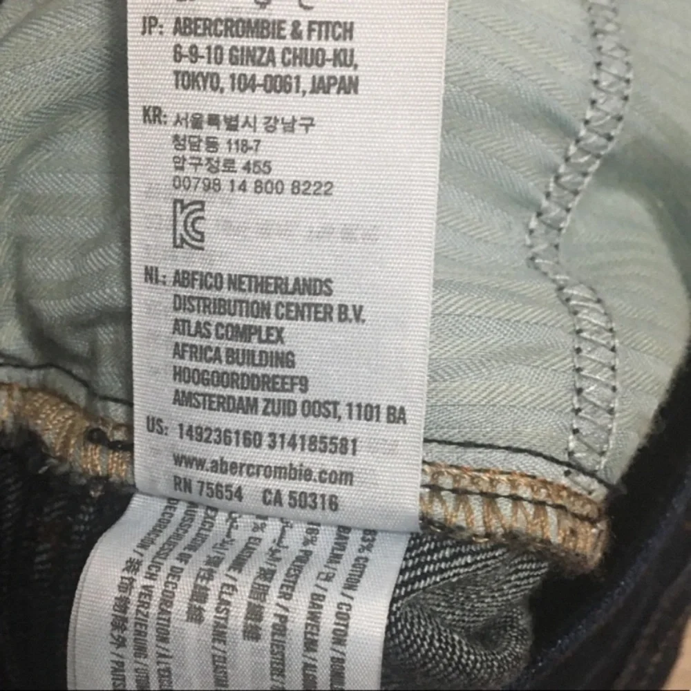 Abercrombie & Fitch a&f color